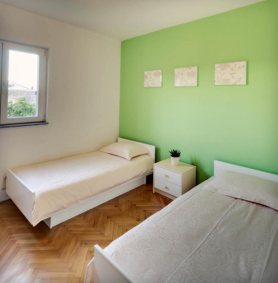 Apartments Zizic Vodice Room photo