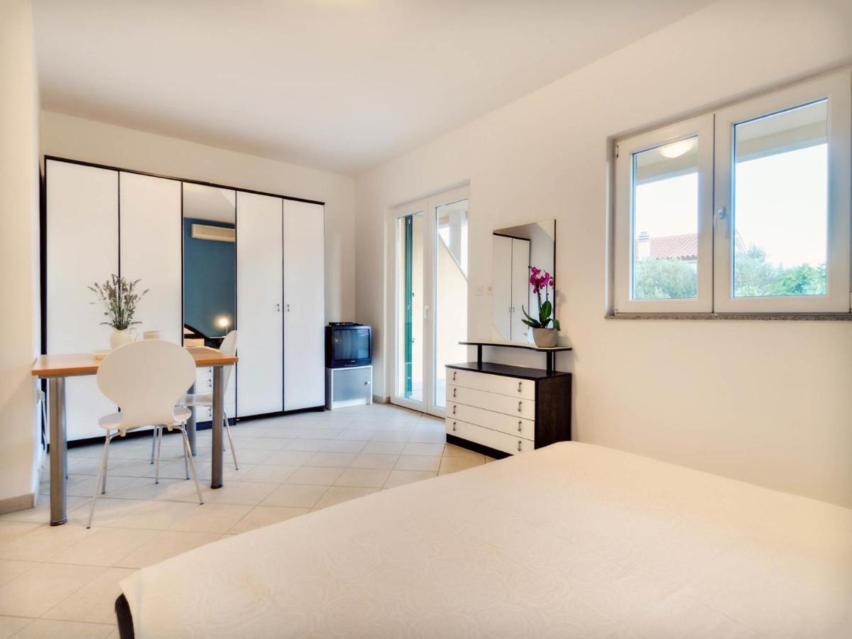Apartments Zizic Vodice Room photo
