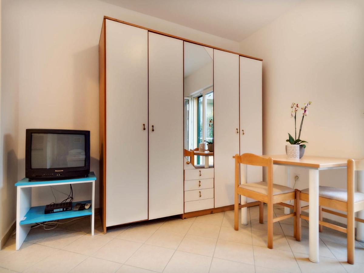 Apartments Zizic Vodice Room photo